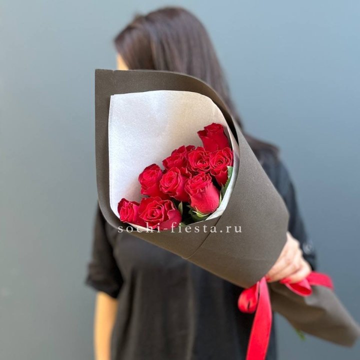 9 красных роз в фоамиране в Курске