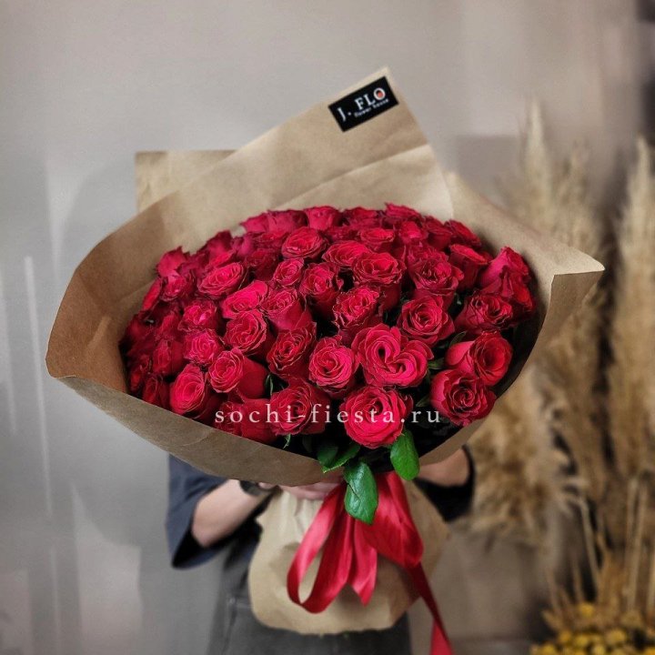 63 красных роз вайт в Курске
