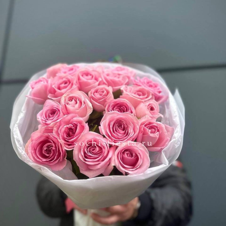 21 Розовая роза в белом в Курске