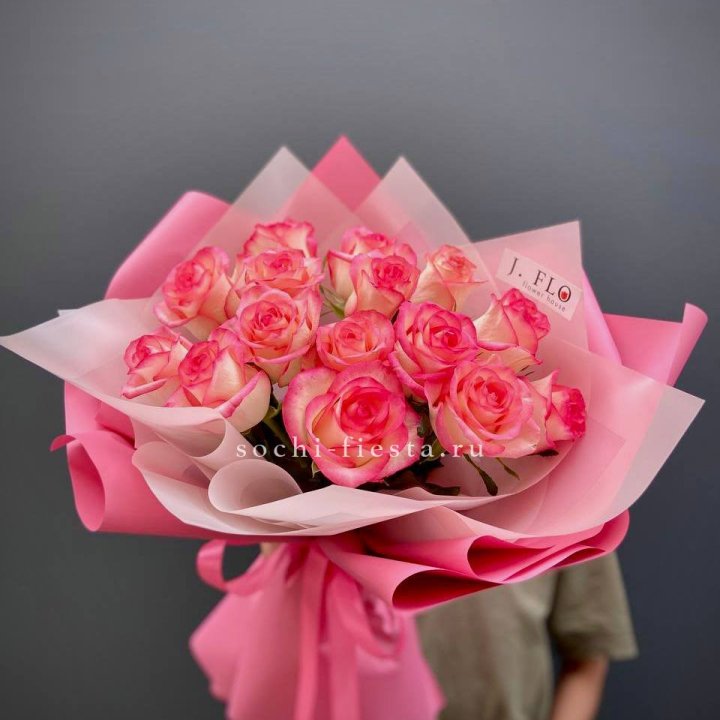 15 роз "Джумилия" в Курске