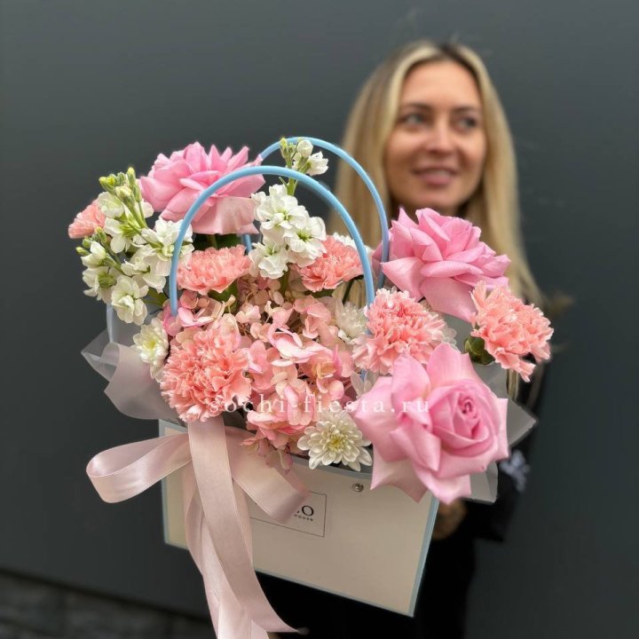 Сумочка "Бал цветов" в Курске