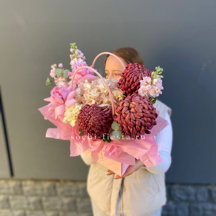 Сумочка нежная с бигуди в Курске