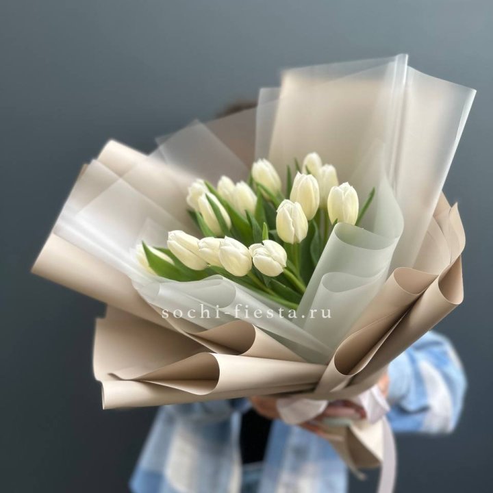 Букет из 15 белых тюльпанов в Курске