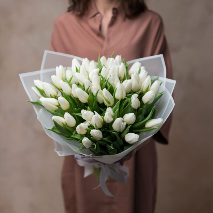 51 белый тюльпан в Курске
