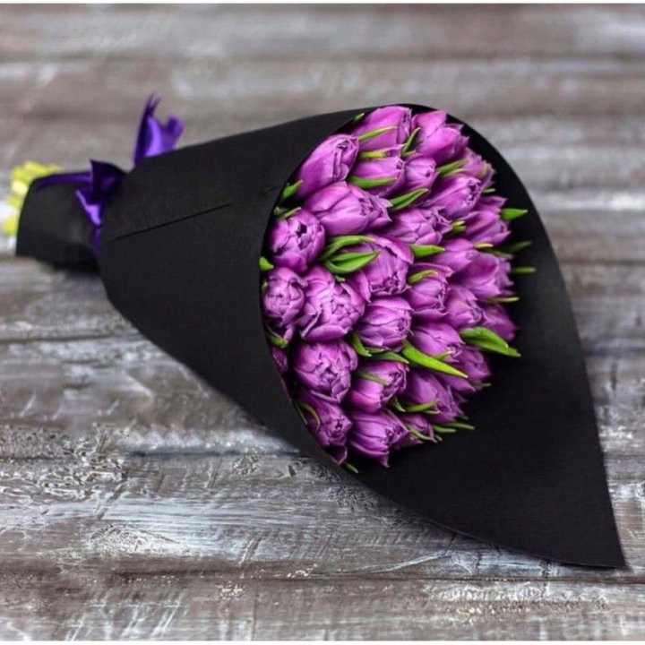 Пионовидные тюльпаны блэк в Курске