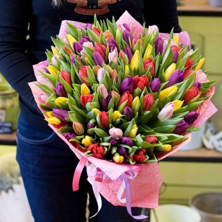 101 тюльпан "Джуси" в Курске